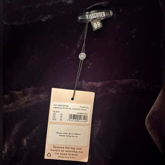 Missguided + Black Leather Jacket - Picture 4 of 4